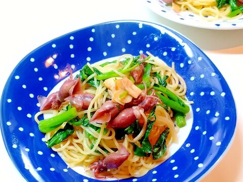 春の味、ほたるいかとかき菜でパスタ